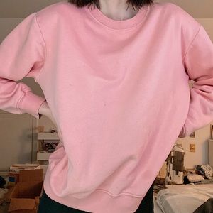 H&M light pink sweatshirt